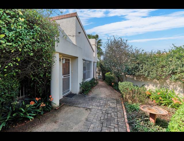 3 BEDROOM HOUSE TO LET IN LONEHILL